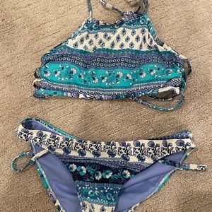 High neck bikini